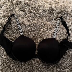 Victoria's Secret Black T-Shirt Bra with Molded Cups